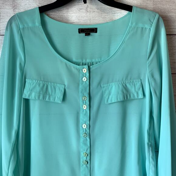 Pearl Teal Button Up Blouse Sheer with Long Sleeves Scoop Neckline Size M - Picture 2 of 15